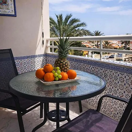 Sunrise Parrot Oasis דירה